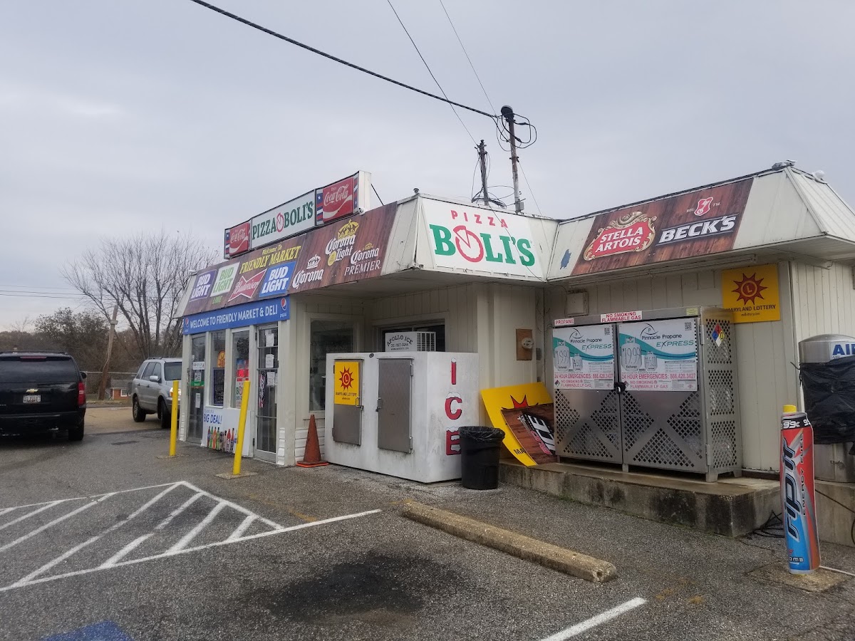 Pizza Boli's