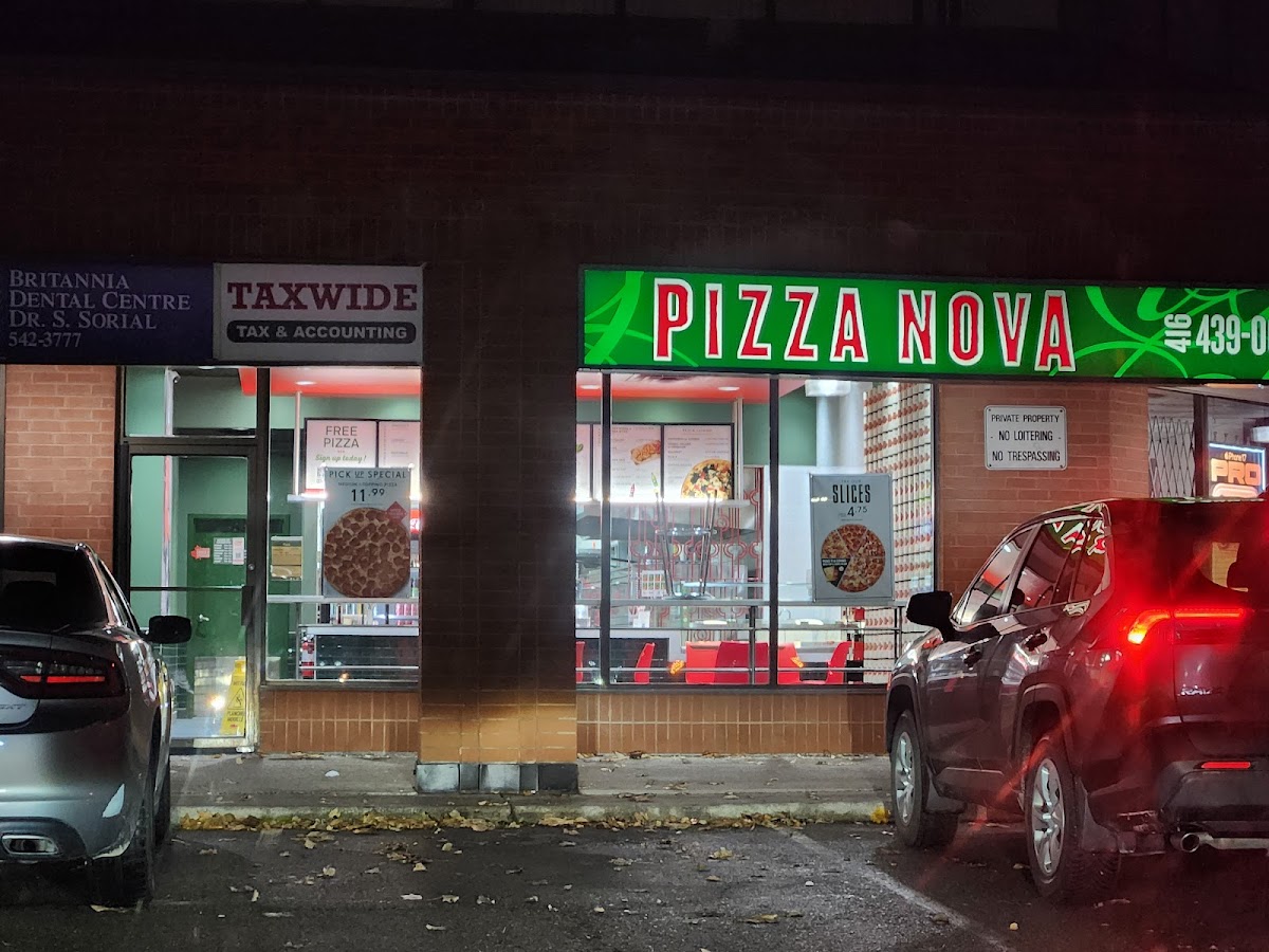 Pizza Nova On L5N 3M4