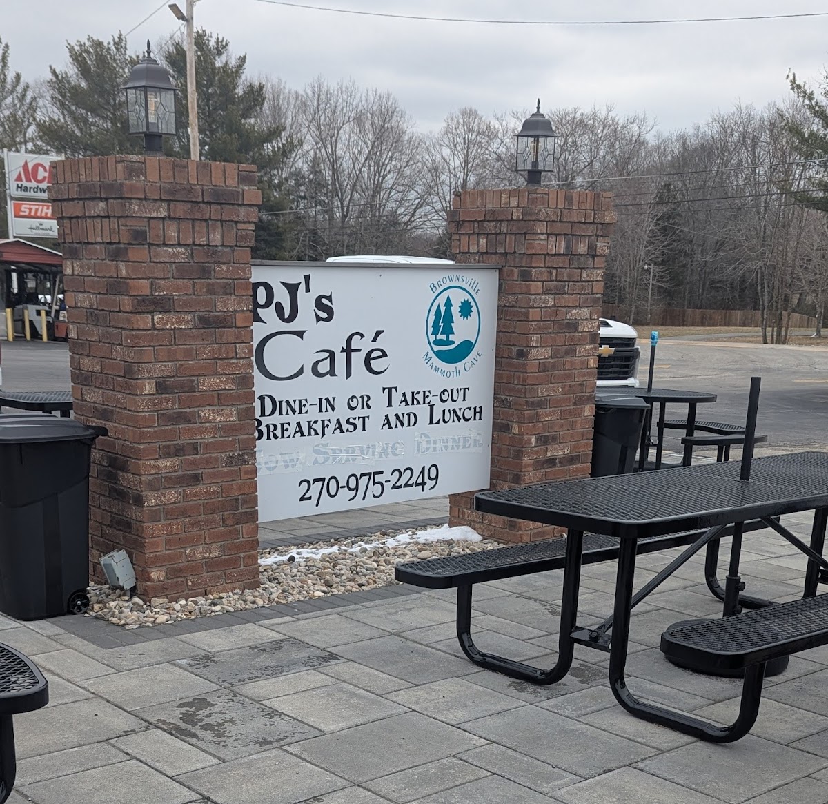 Pj’S Café