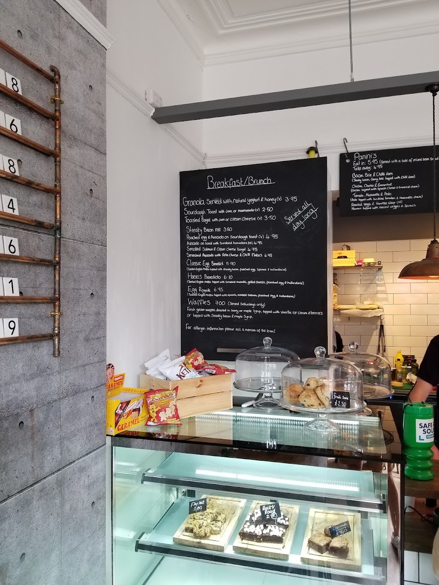 pointsix-coffee-house/25271-menus-6.jpg