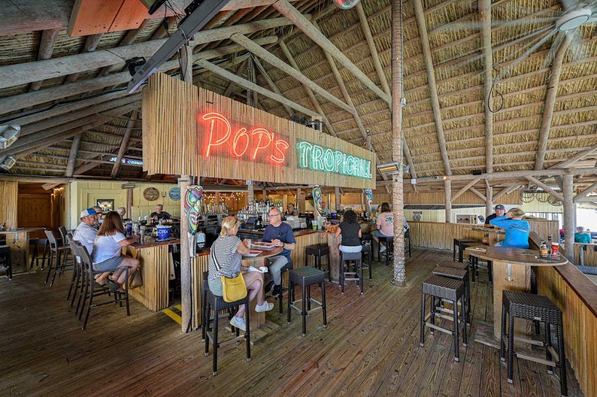Pop's Sunset Grill