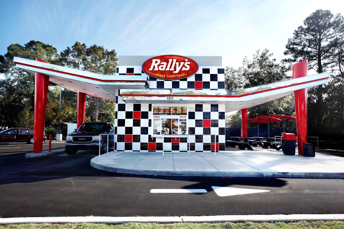 Rally's Elyria