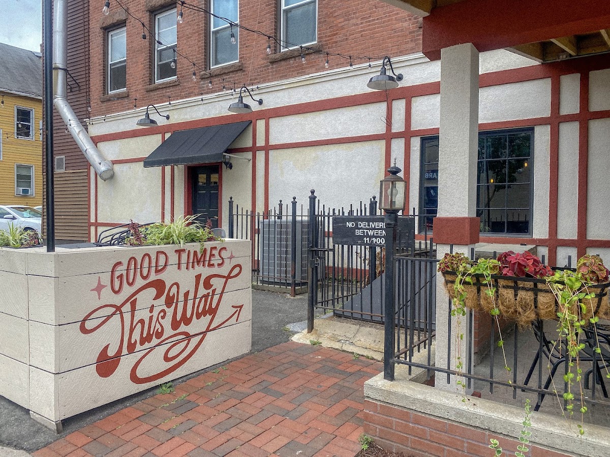 Red Rock Tavern