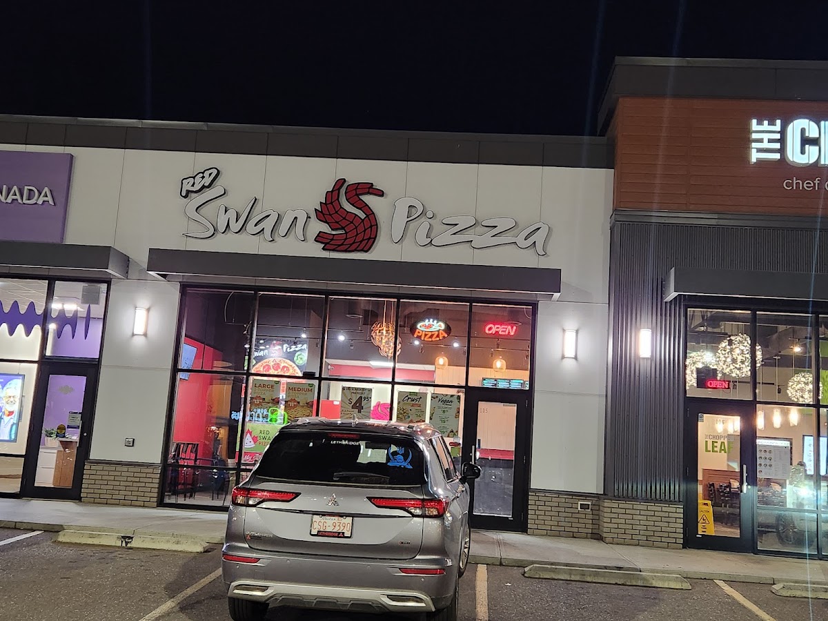 Red Swan Pizza - Medicine Hat