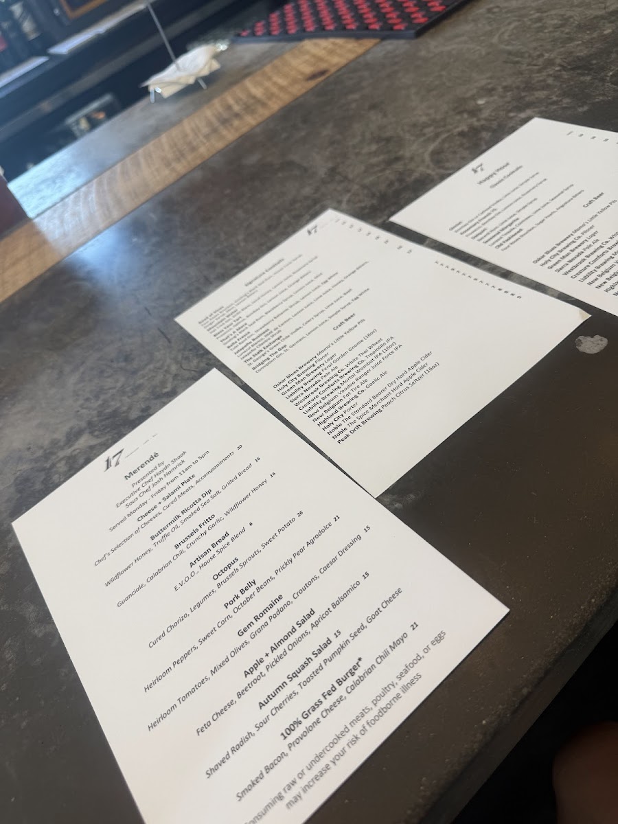 restaurant-17/2651-menus-7.jpg