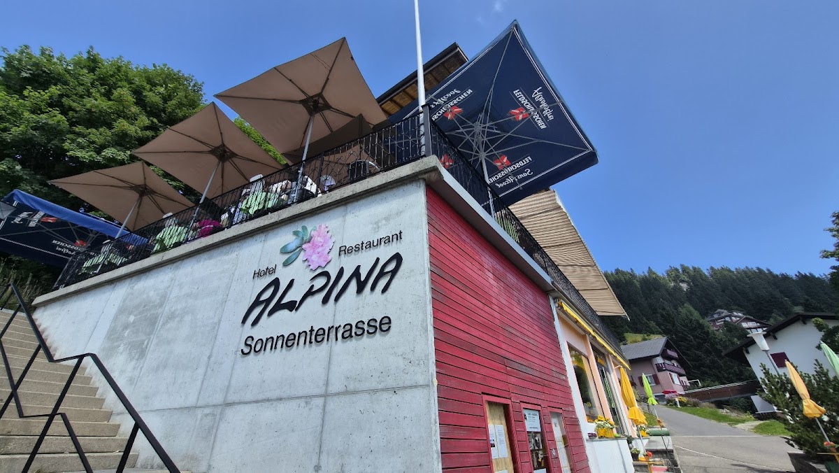 Restaurant & Hotel Alpina