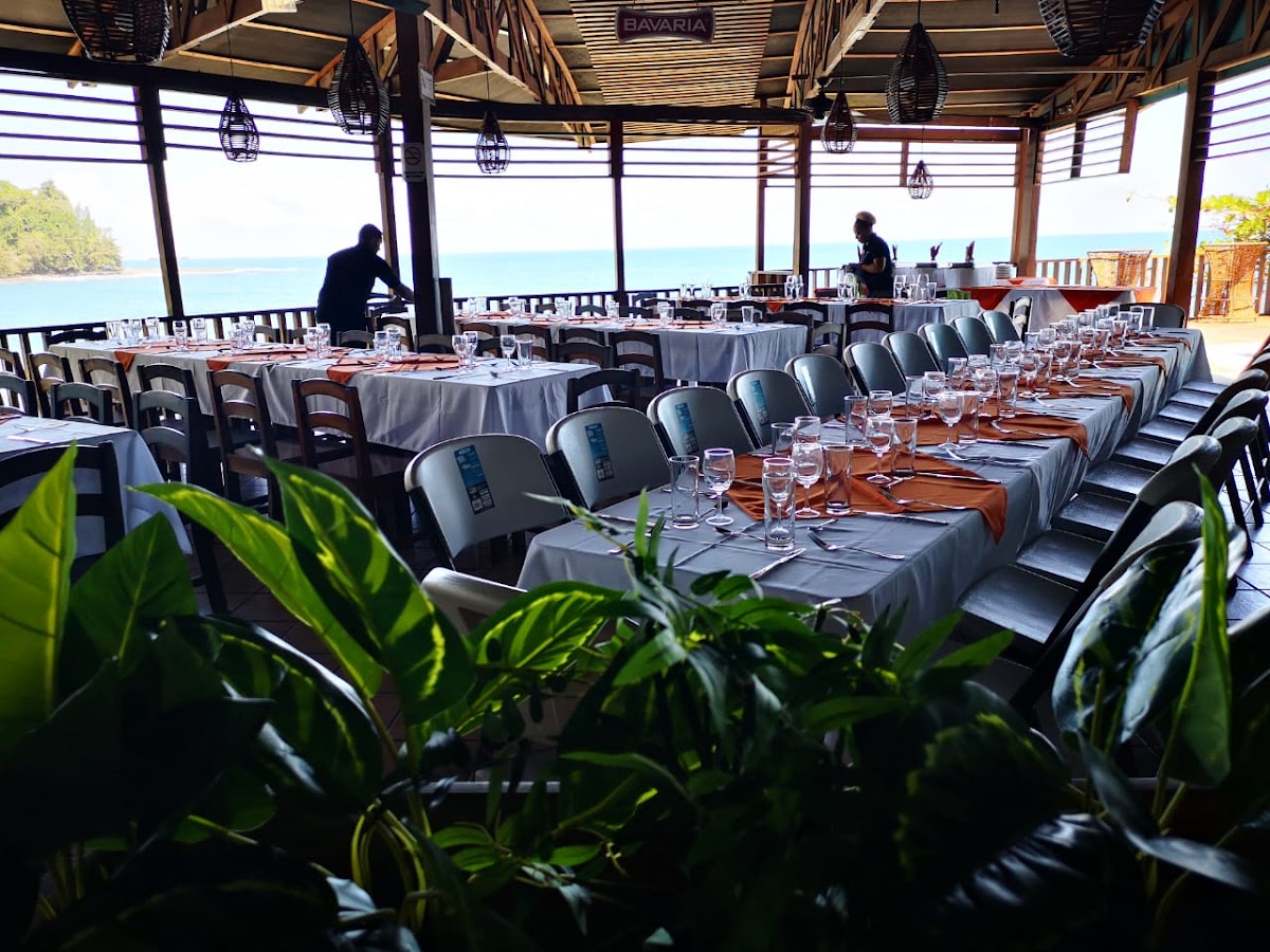 Restaurante Cocori Y Hotel Playa Bonita