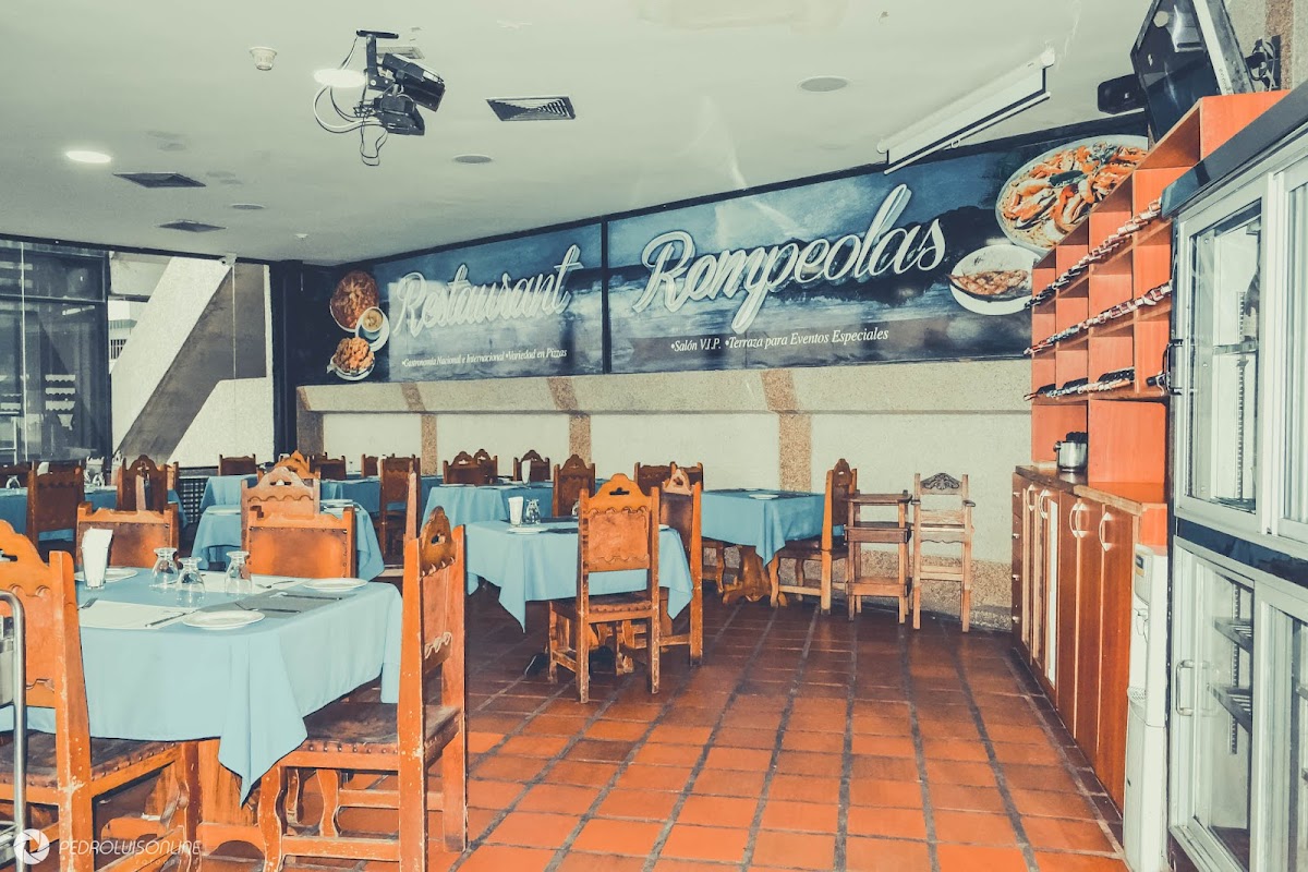 Restaurante Rompeolas