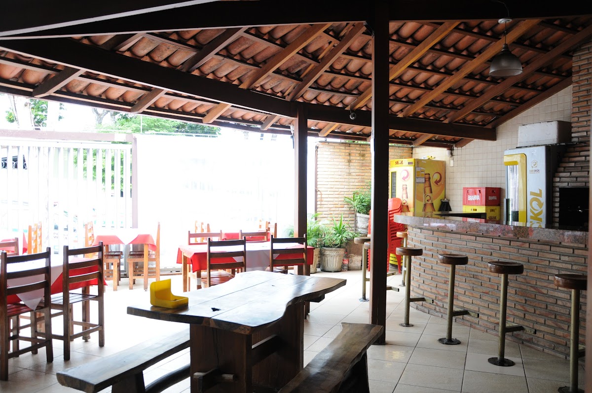 Restaurante Via Férrea - Churrascaria E Pizzaria