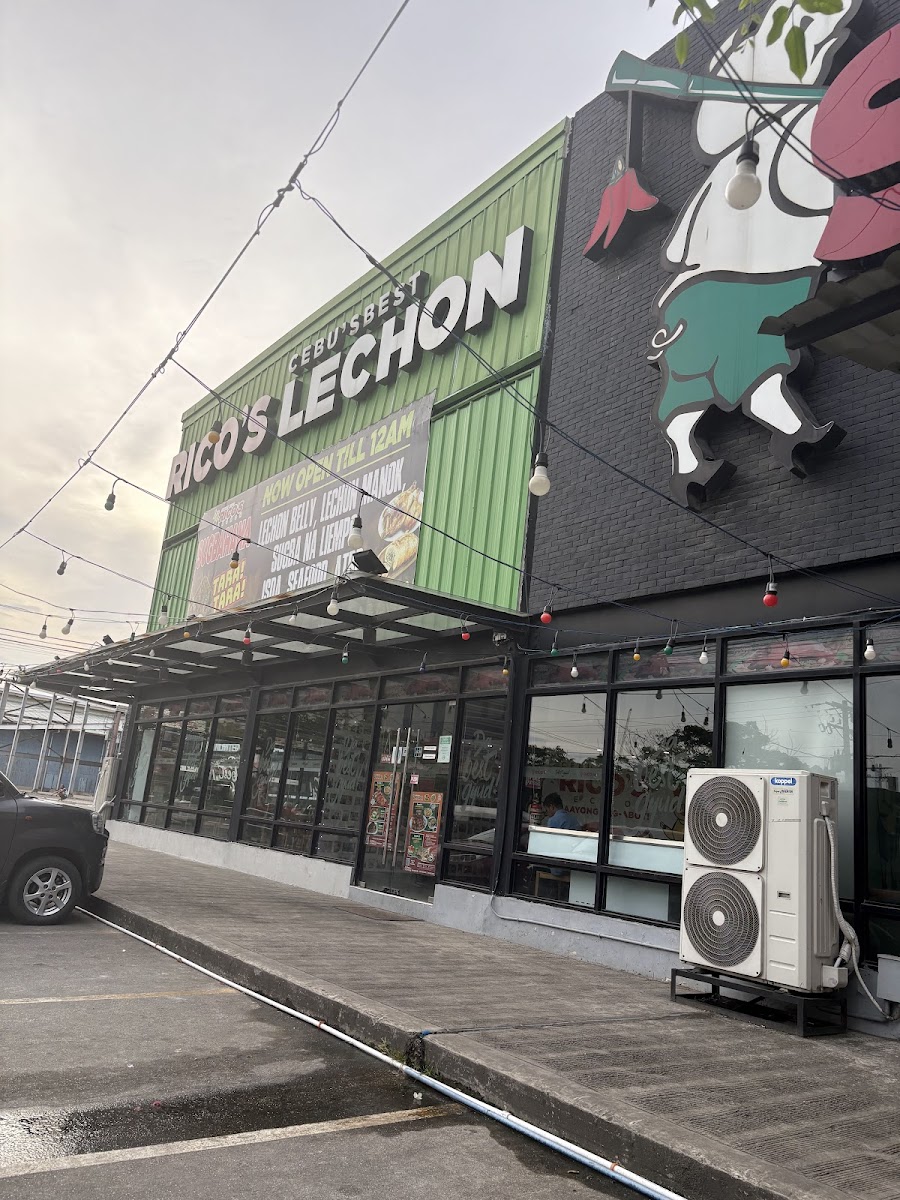 Rico's Lechon Cebu