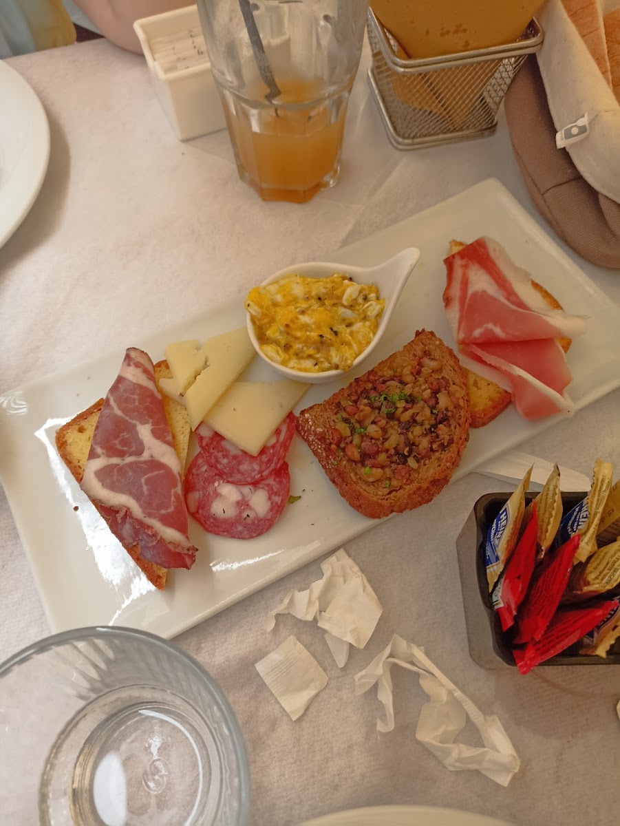 ristorante-ferrari-perugia/25497-albums-10.jpg