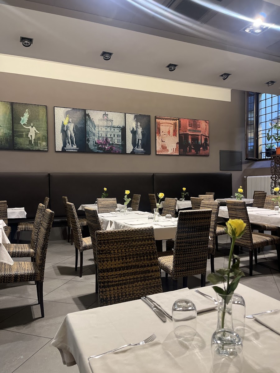 Ristorante Pizzeria Accademia By Italo Modena