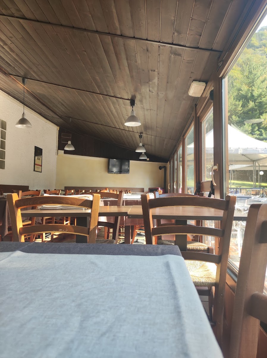 Ristorante Pizzeria La Motta Rossa
