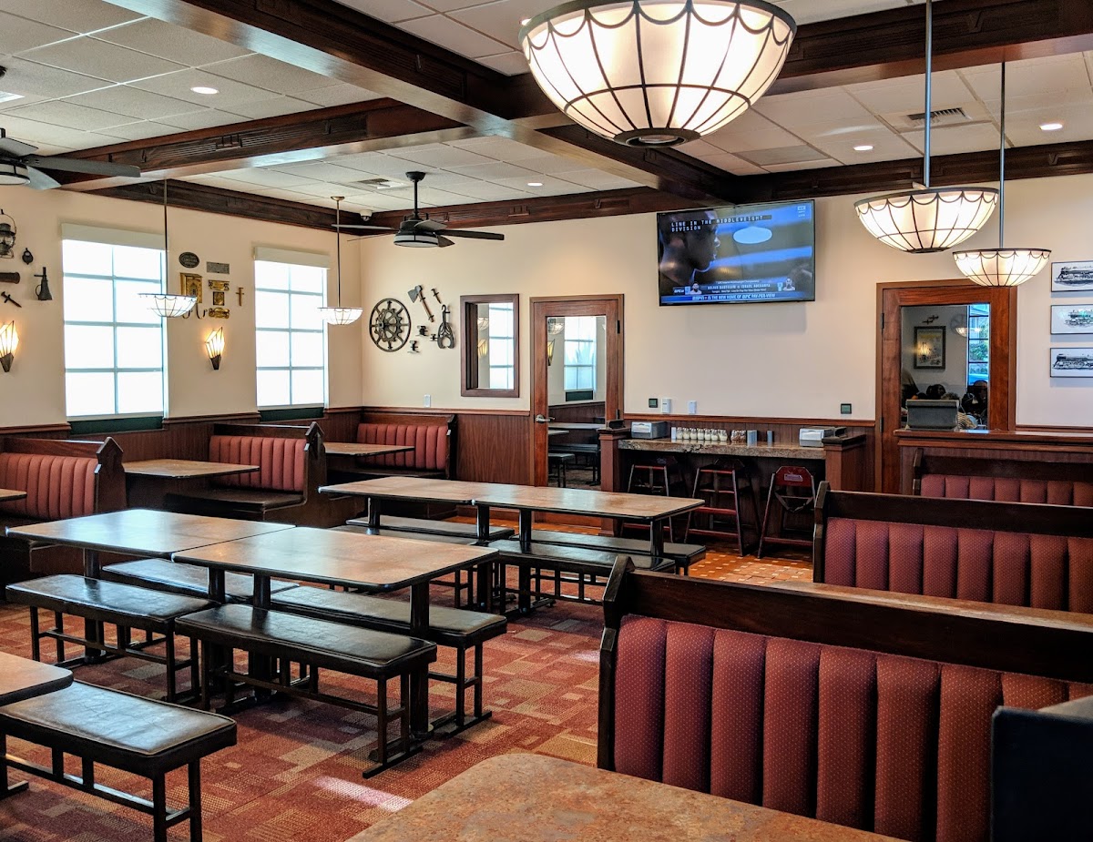Rusty's Pizza Parlor
