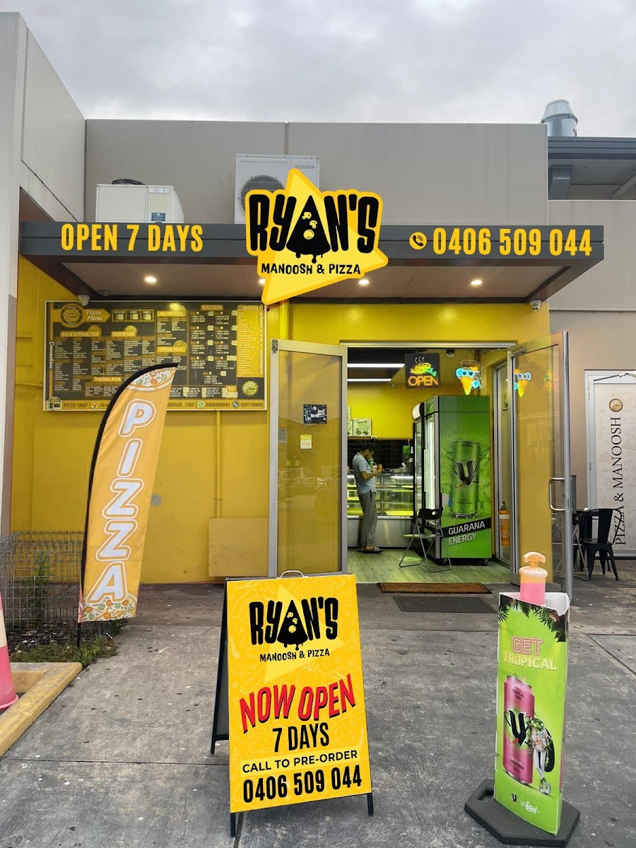 Ryan’S Manoosh & Pizza