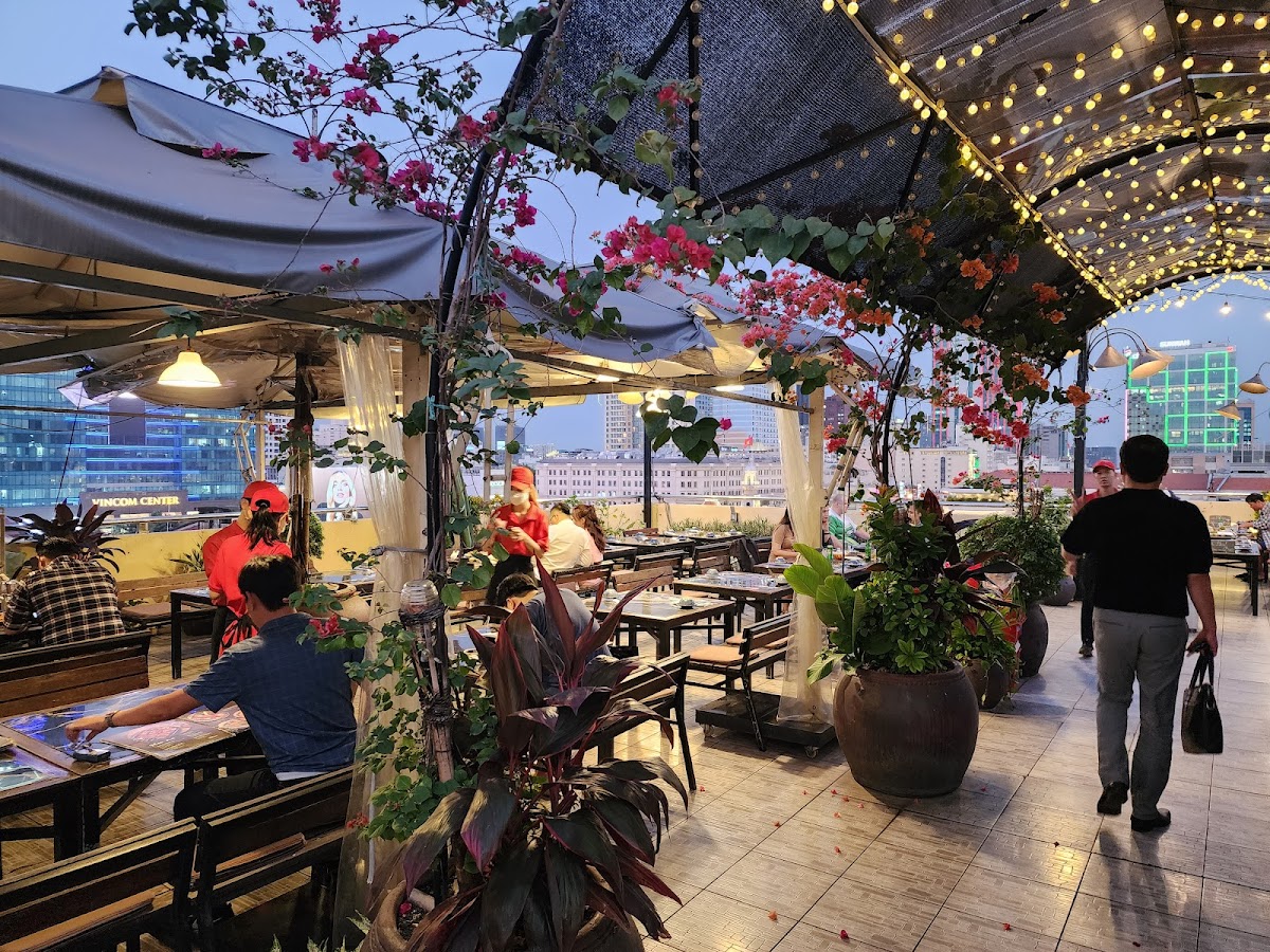 Saigon Grill Pasteur