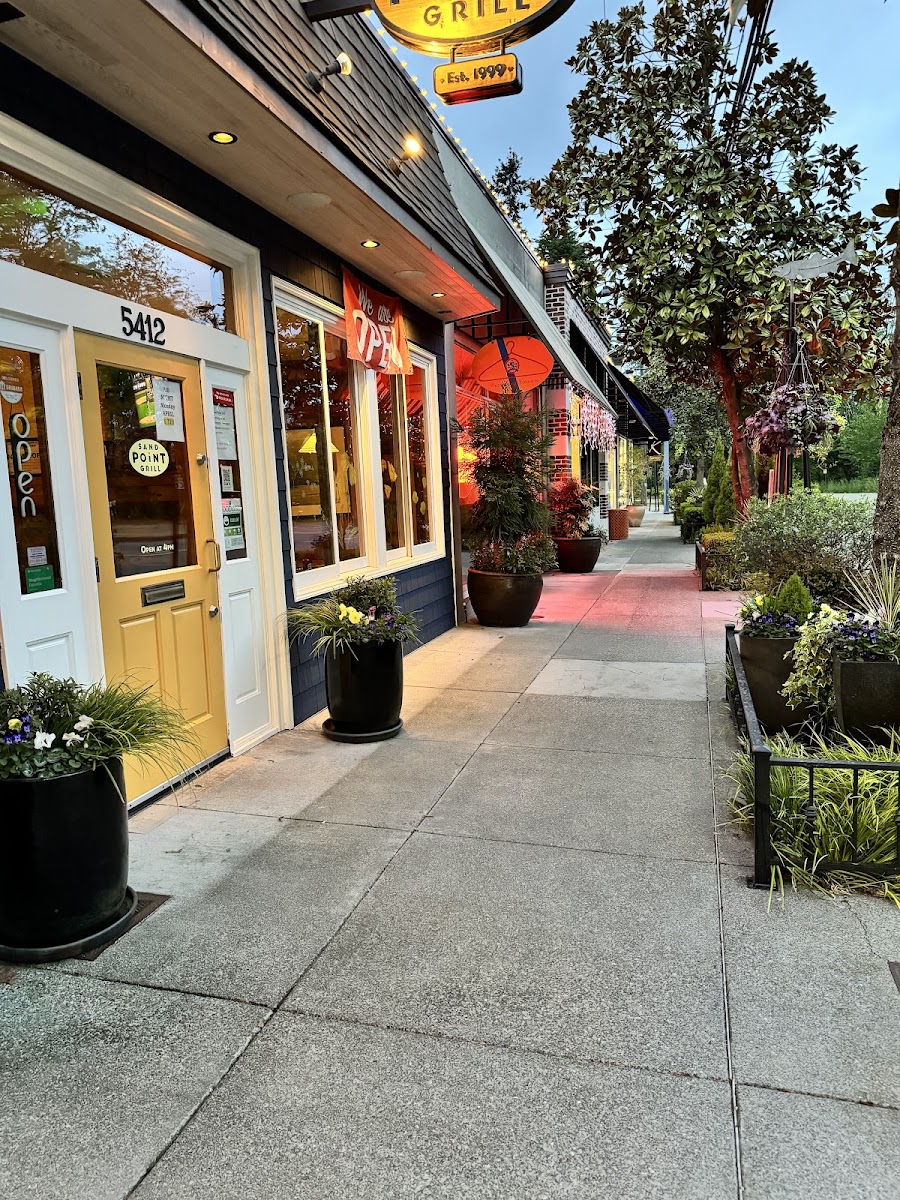 Sand Point Grill