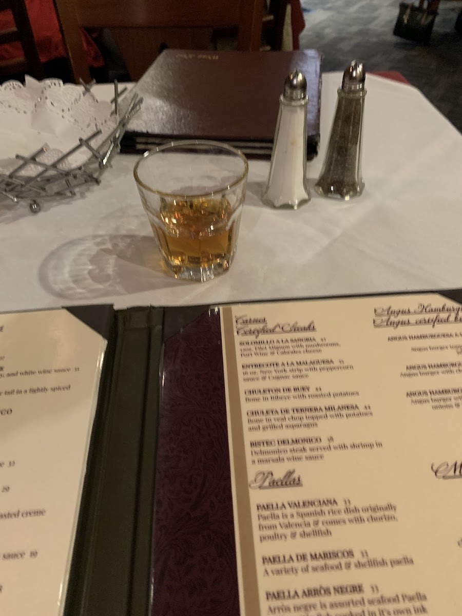 sangria-y-tapas/4718-menus-10.jpg