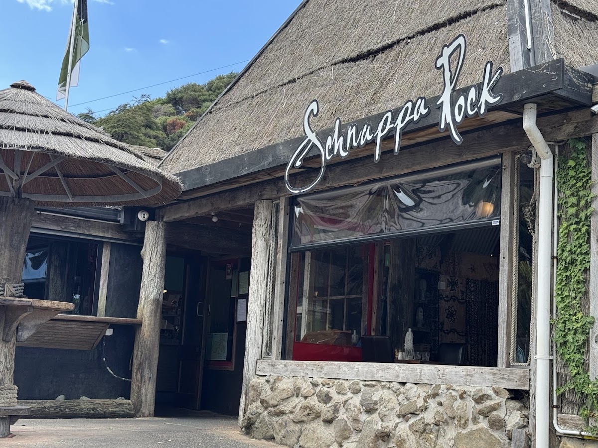 Schnappa Rock Restaurant & Bar