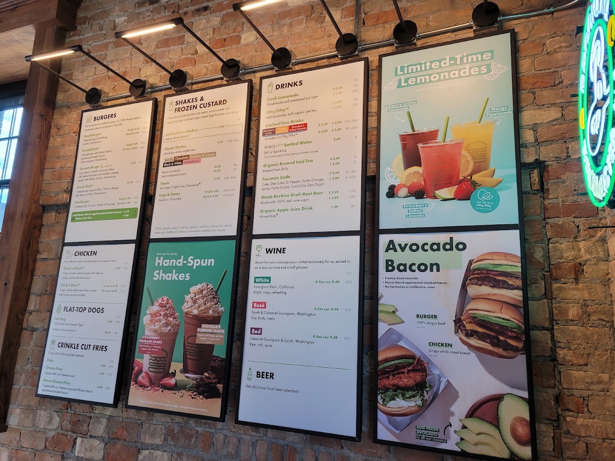 shake-shack-the-school-yard/36085-menus-10.jpg