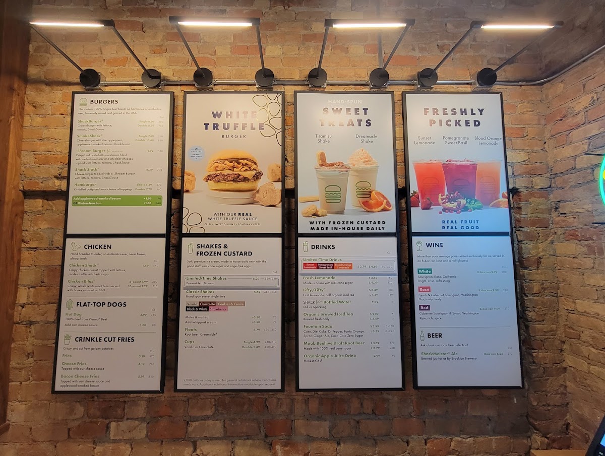 shake-shack-the-school-yard/36085-menus-8.jpg