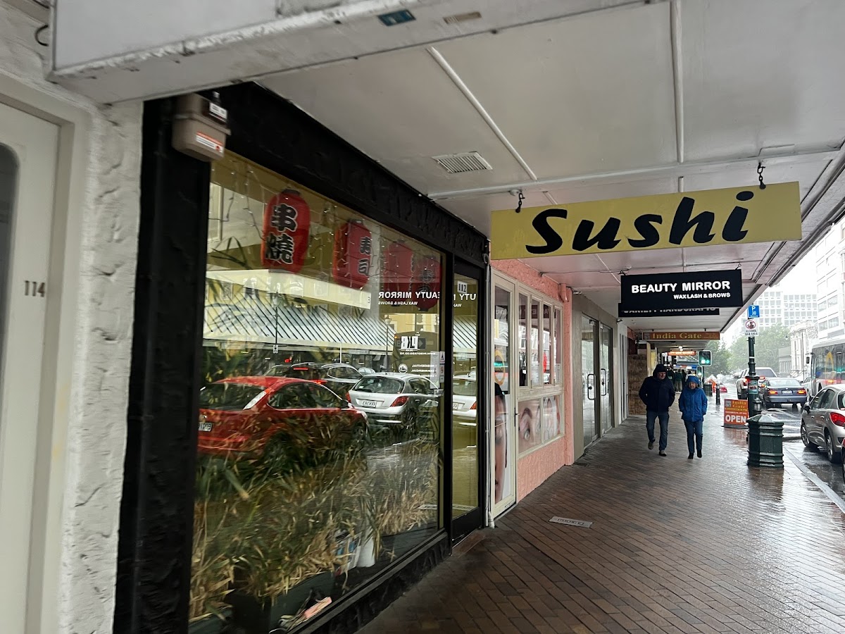 Shinjuku Sushi Bar