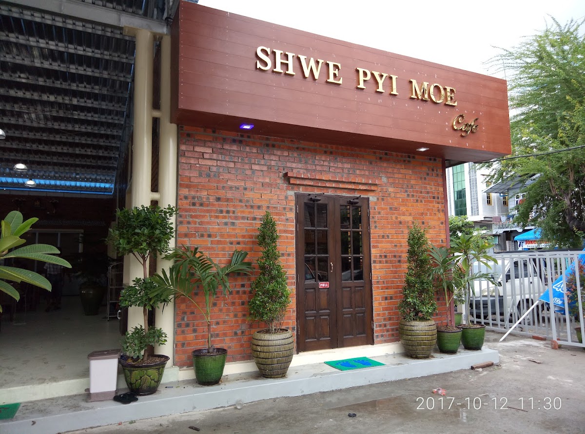 Shwe Pyi Moe Cafe
