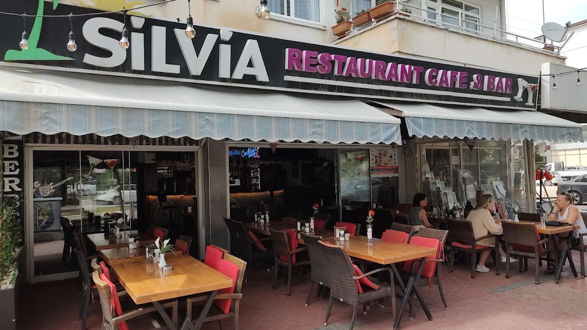 Silvia Restoran