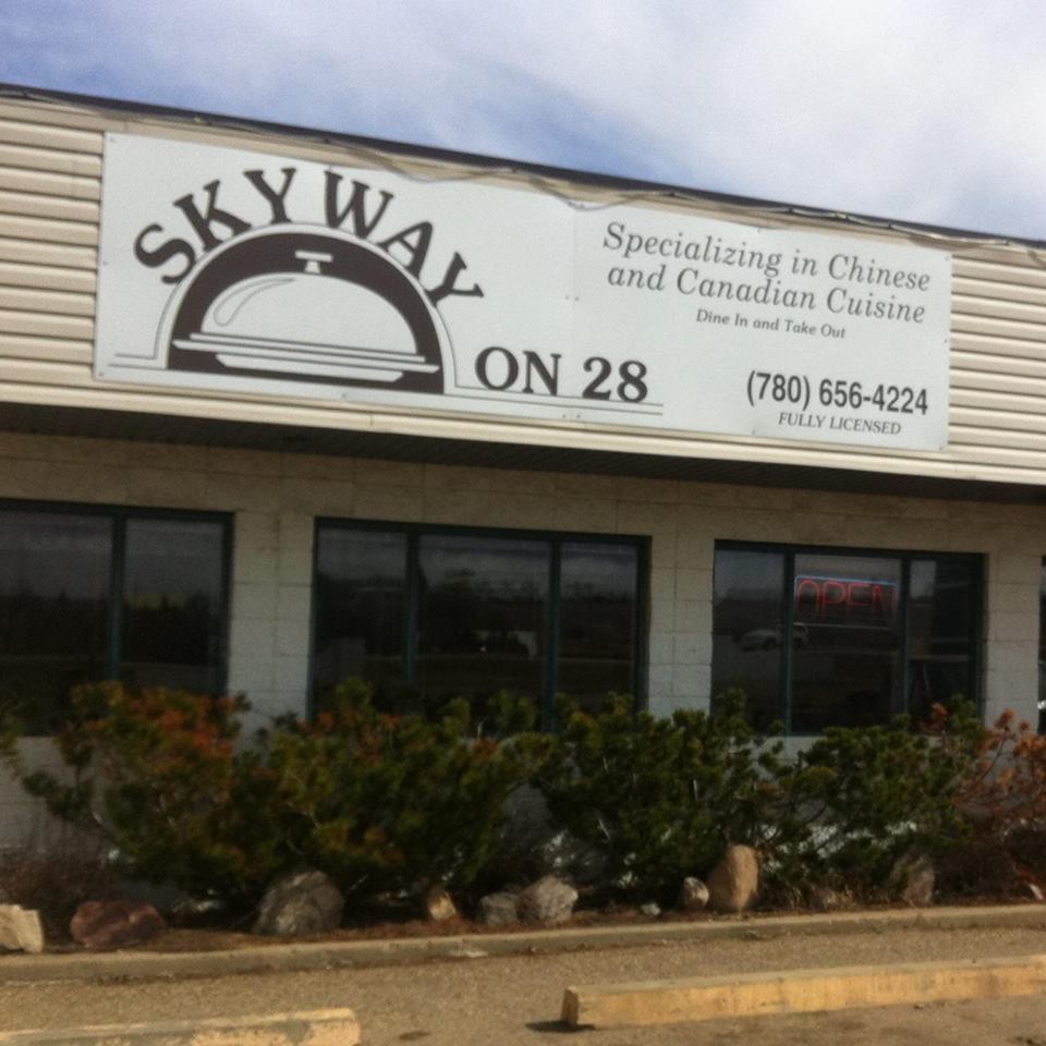 Skyway On 28 Family Restaurant