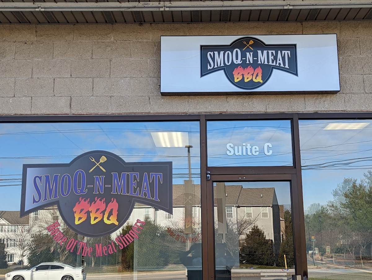 Smoq-N-Meat Bbq