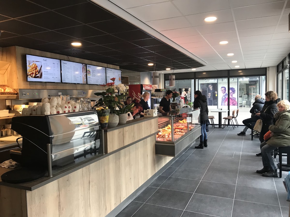 Snackbar De Driehoek Velserbroek