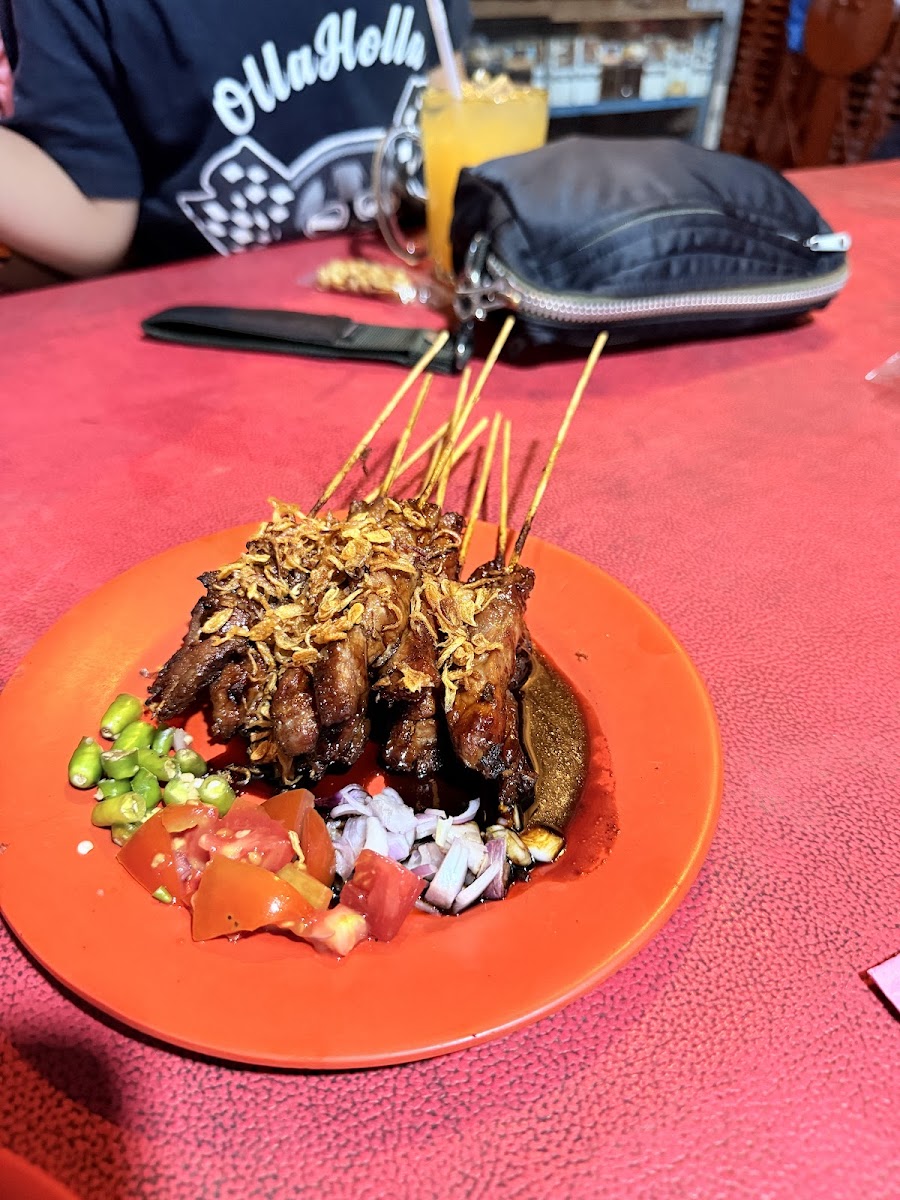 Sop & Sate Kambing Pak Kumis Legend Suka Senang