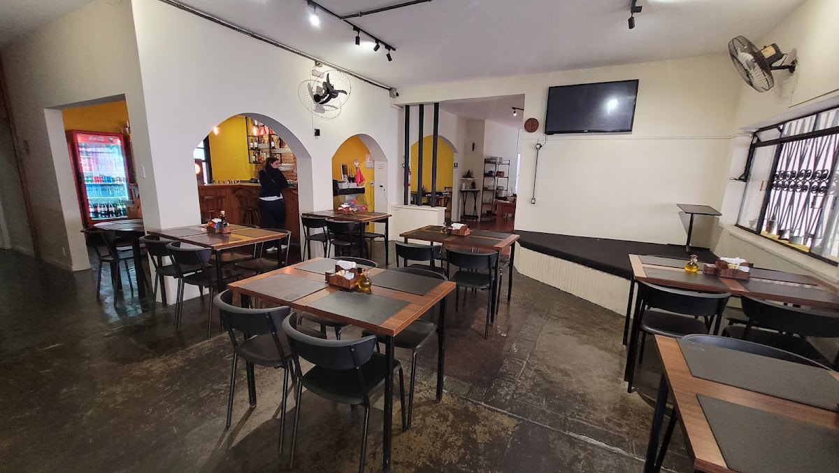 S.o.s. Chopperia, Restaurante E Pizzaria