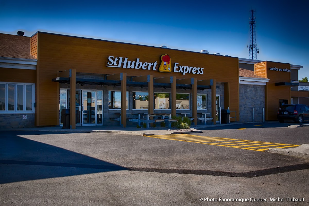 St-Hubert Express