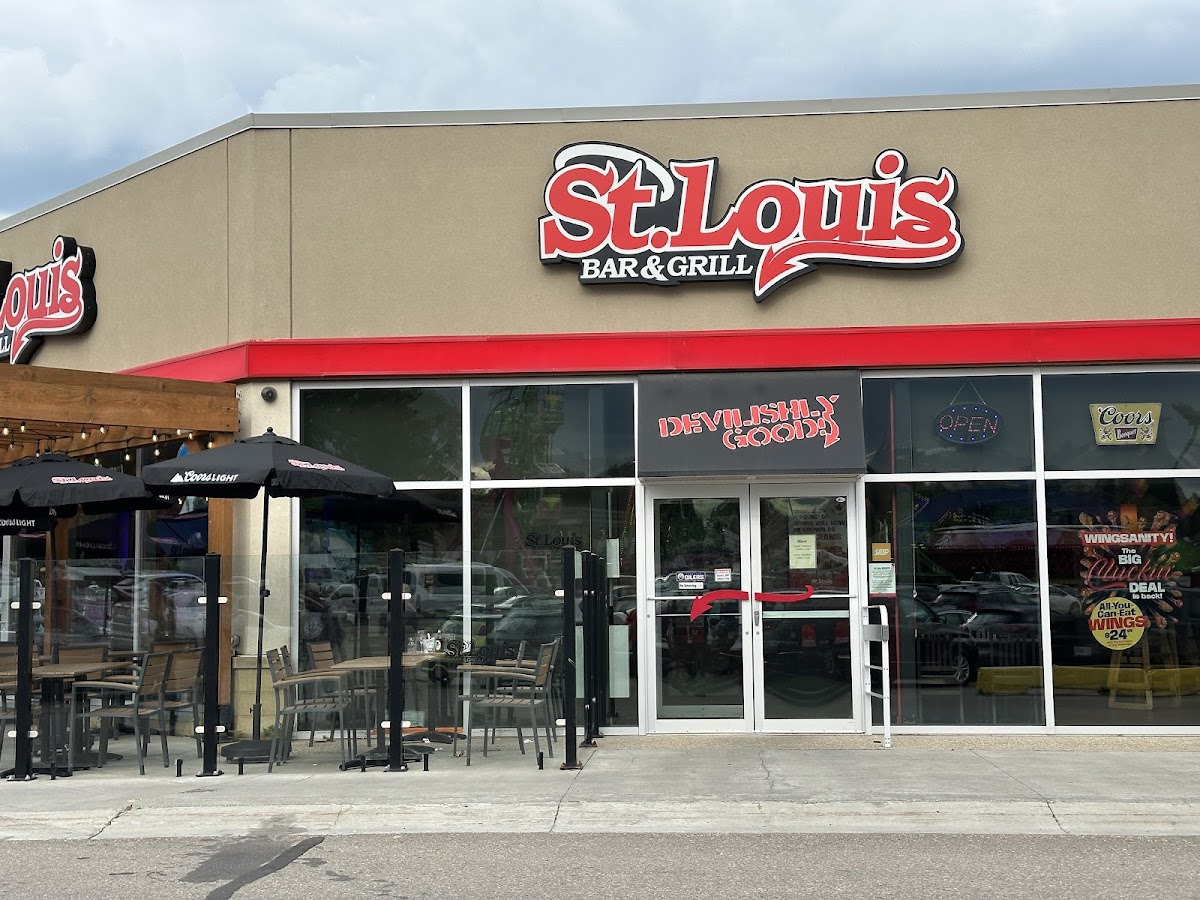 St. Louis Bar & Grill Ab T8N 3K8