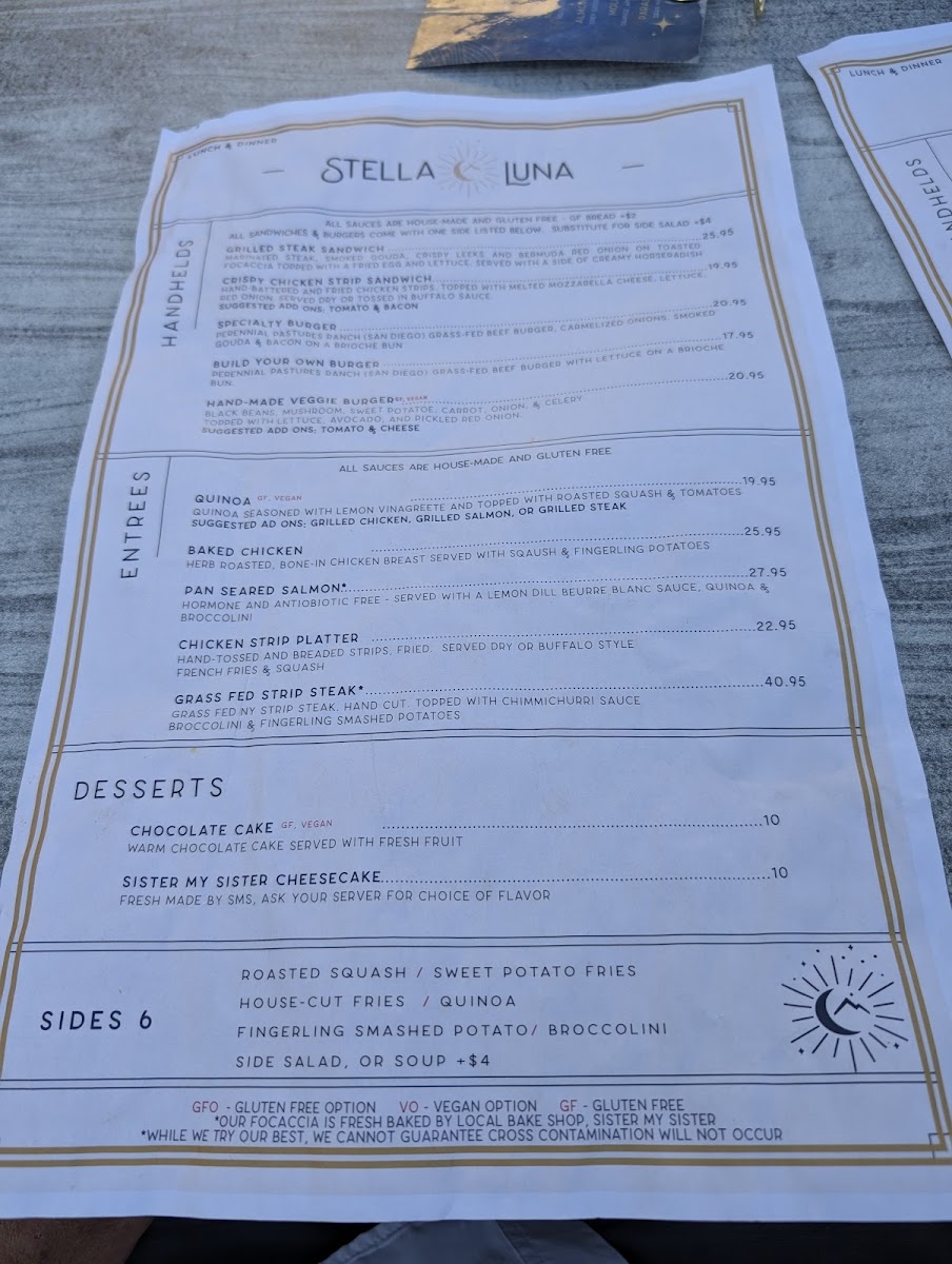stella-luna/6987-menus-8.jpg