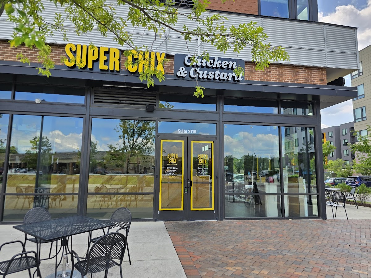 Super Chix - Williamsburg, Va