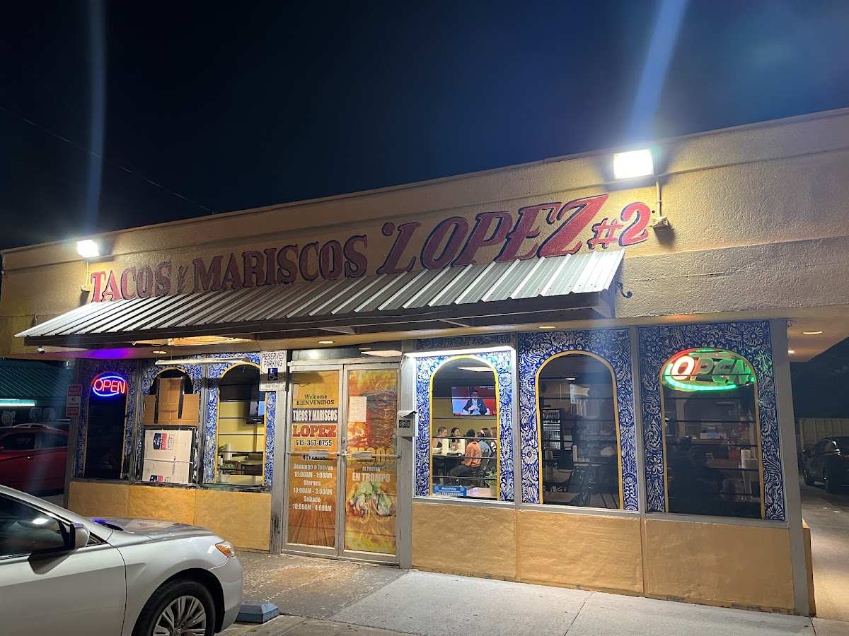 Tacos Y Mariscos Lopez 2