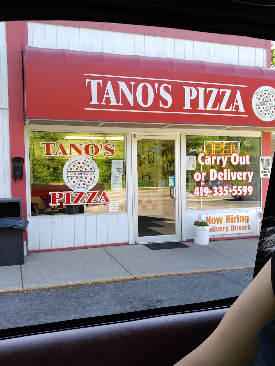 Tano's Pizza