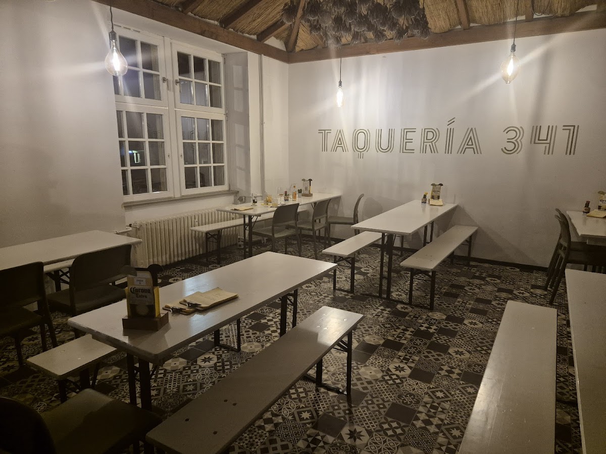 Taquería 341