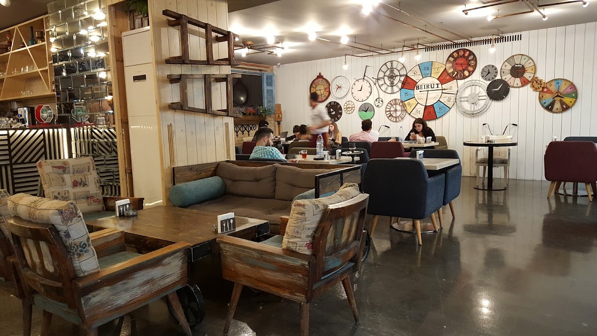 Tasty Cafe