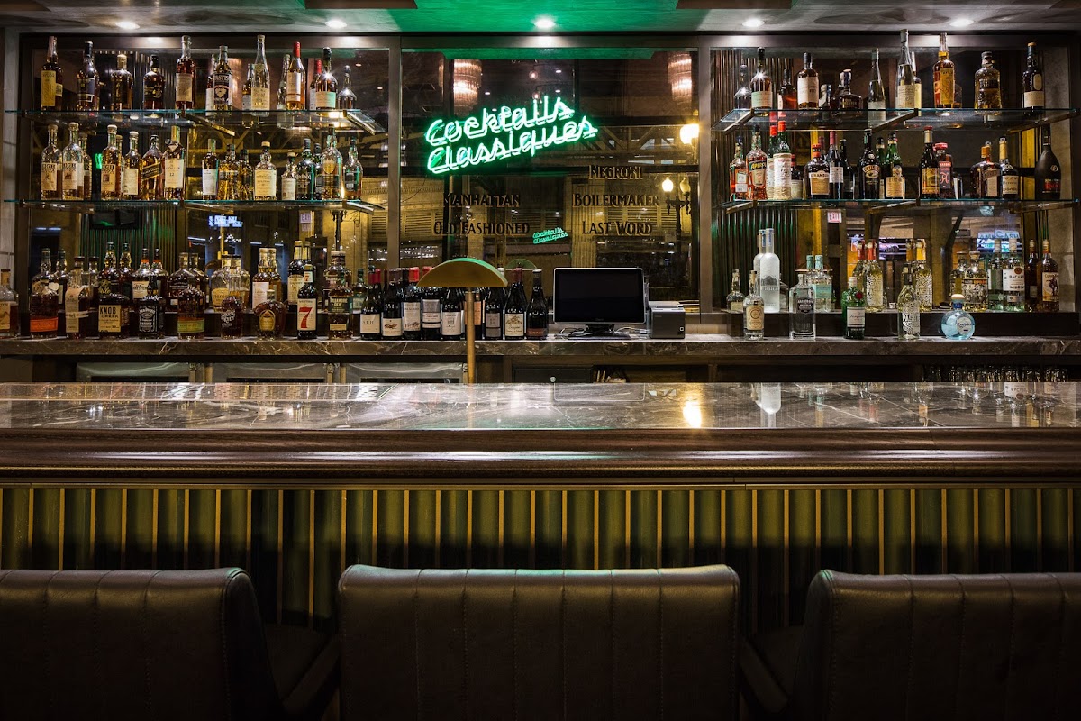 Taureaux Tavern