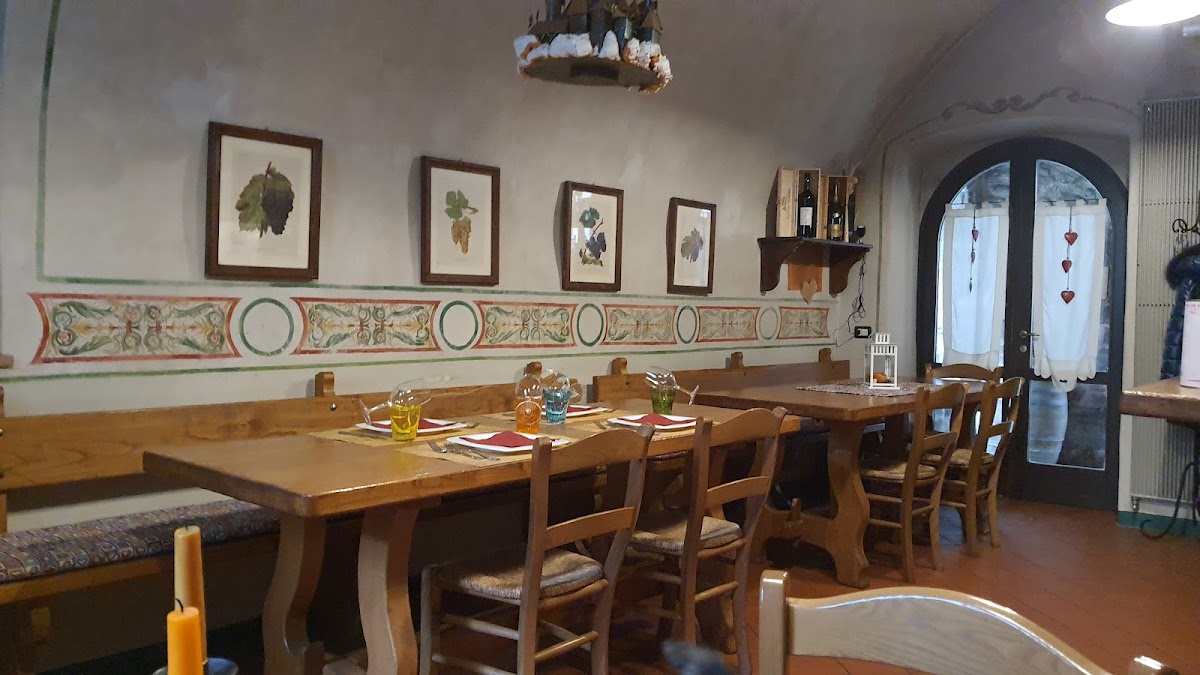 Taverna Di Arlecchino Di Moretti Franco