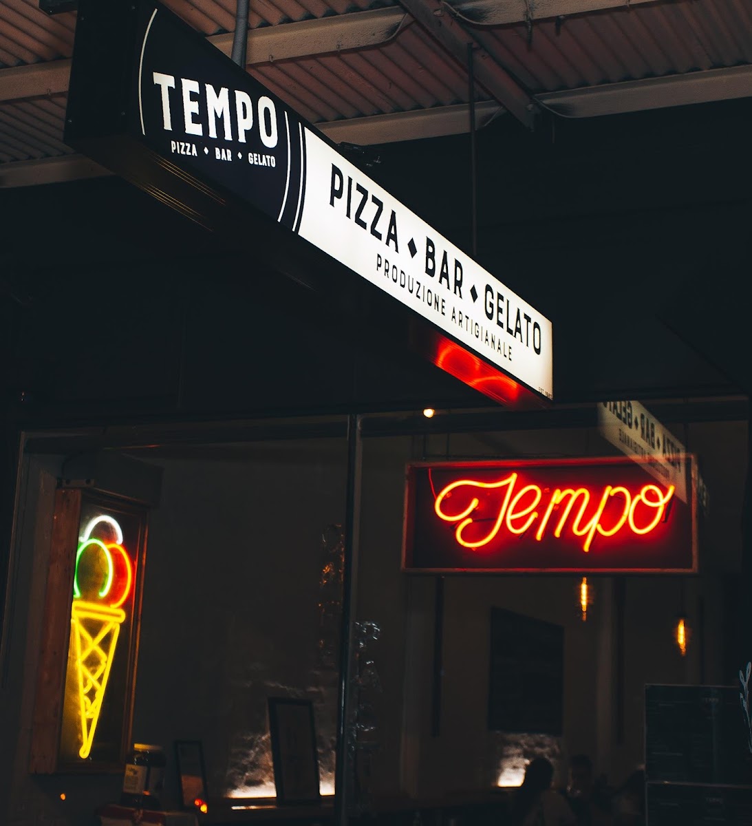 Tempo • Pizza • Pasta • Bar • Gelato