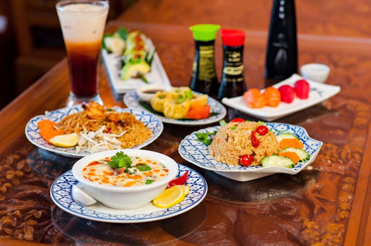 thai-elephants-restaurant-james-island/12139-albums-3.jpg