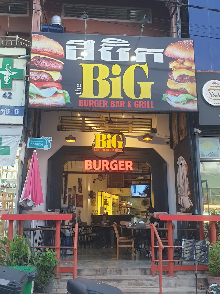 The Big Burger Bar & Grill