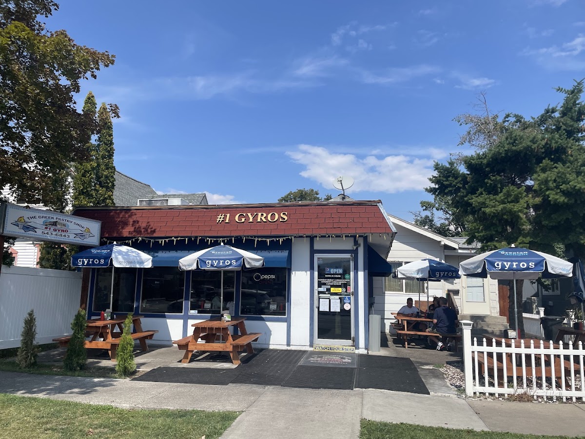 the-greek-pastry-shop-1-gyros/8200-albums-4.jpg
