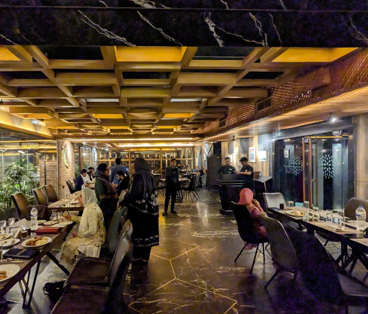 The Green Lounge Bashundhara R/a