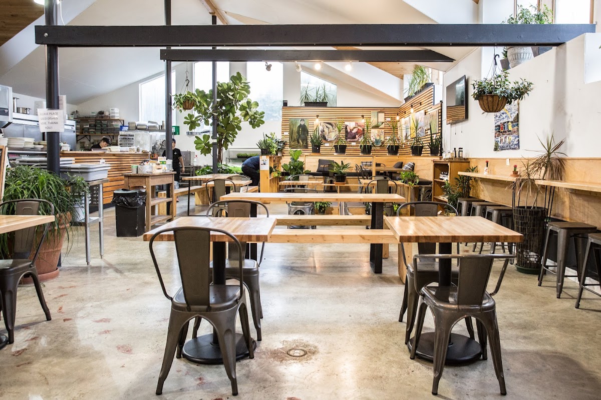 The Grounds Cafe