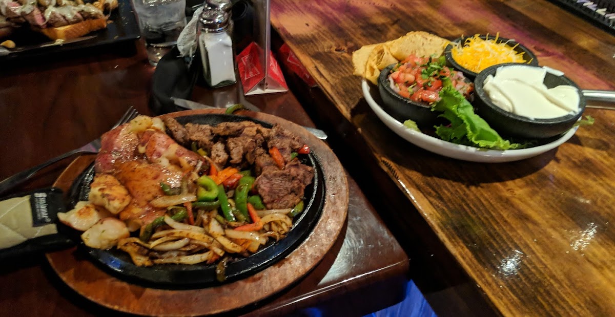 the-high-horse-saloon-eatery/25384-albums-10.jpg
